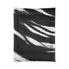 High Creek Black and White Comforter