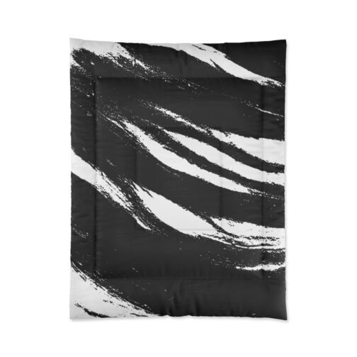 High Creek Black and White Comforter